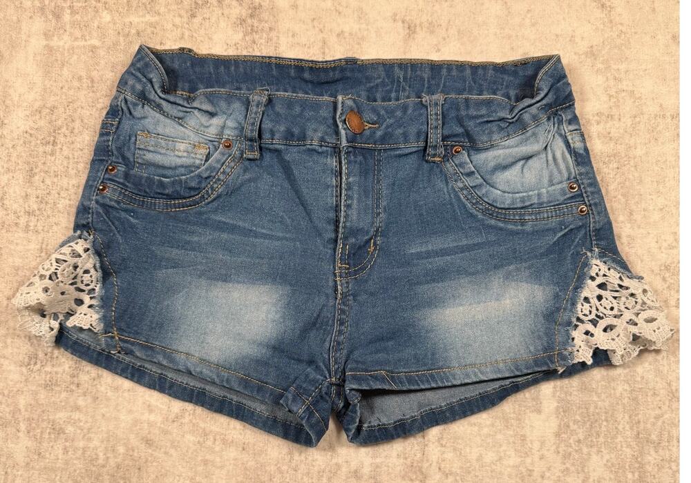 Women’s Denim Shorts Lace Trim Blue Low Rise Stretchy Size L